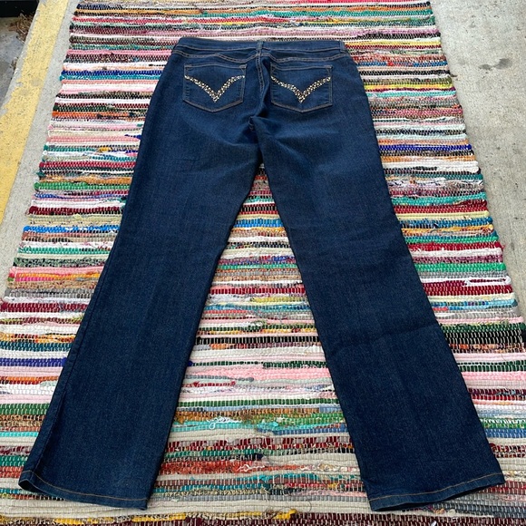 NYDJ Straight Leg Jeans -#1905 - Picture 11 of 12
